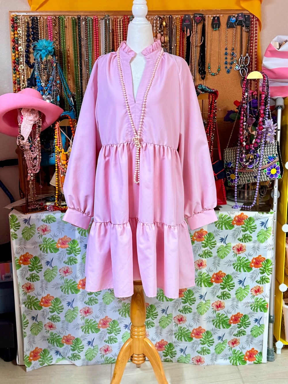 Emery Rose - NWOT- Lg